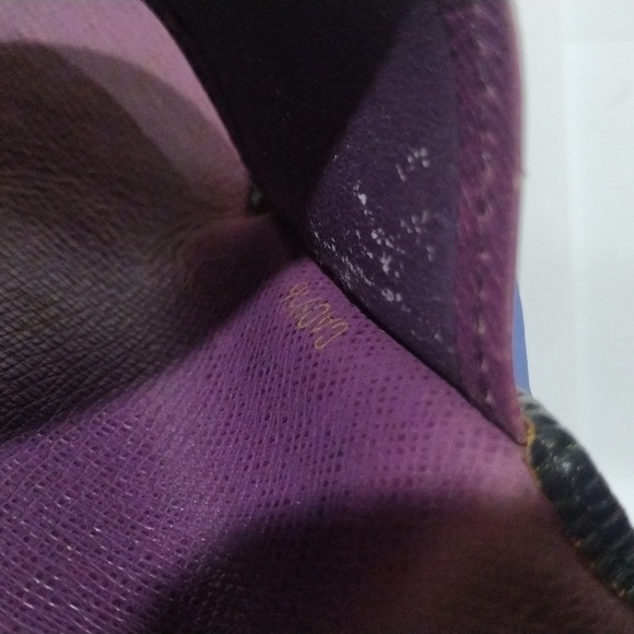 Vintage Authentic Louis Vuitton Black Epi Leather 6 Ring Key Holder Case 4 x 3" - Picture 11 of 14